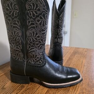 Ariat Black Embroidered Heeled Boots